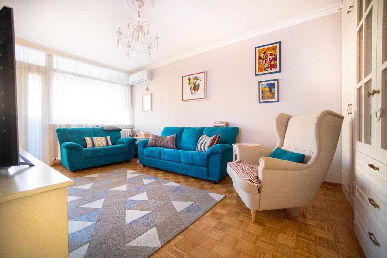 Sava Centar 1-bedroom In The Heart Of New * Belgrade