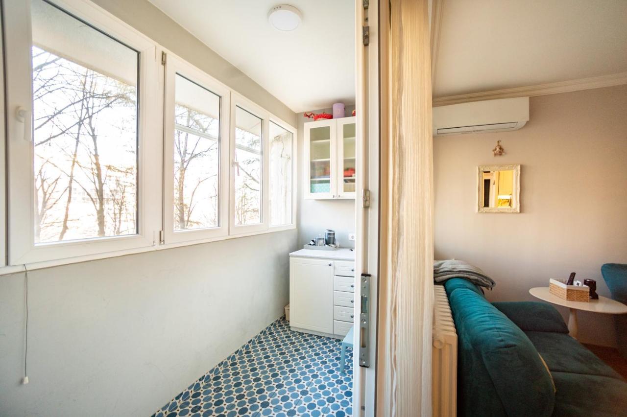 Sava Centar 1-bedroom In The Heart Of New *