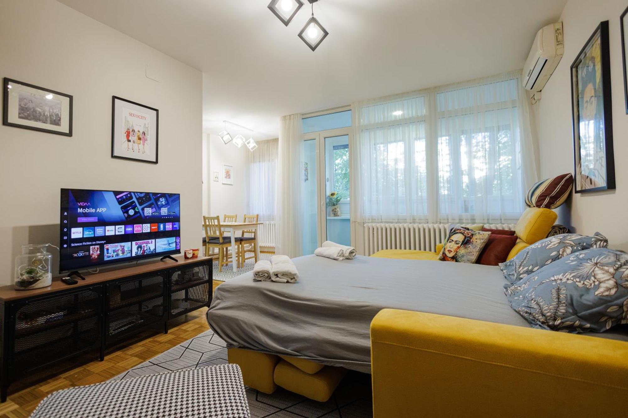 Apartment Sava Centar 1-bedroom In The Heart Of New Belgrade